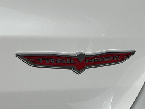 Used 2020 Jeep Grand Cherokee Trailhawk image 29