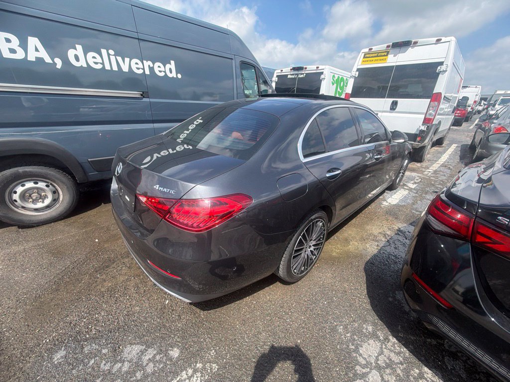 Used 2023 Mercedes-Benz C 300 4MATIC Sedan image 4