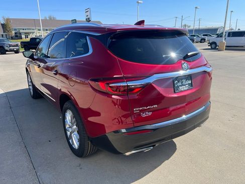 Used 2021 Buick Enclave Premium w/ Sun and Sites Package AWD/4WD image 6
