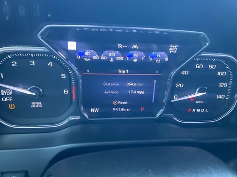 Used 2019 GMC Sierra 1500 AT4 w/ AT4 Premium Package image 15