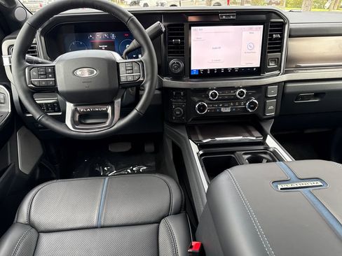 New 2026 Ford F250 Platinum AWD/4WD image 5