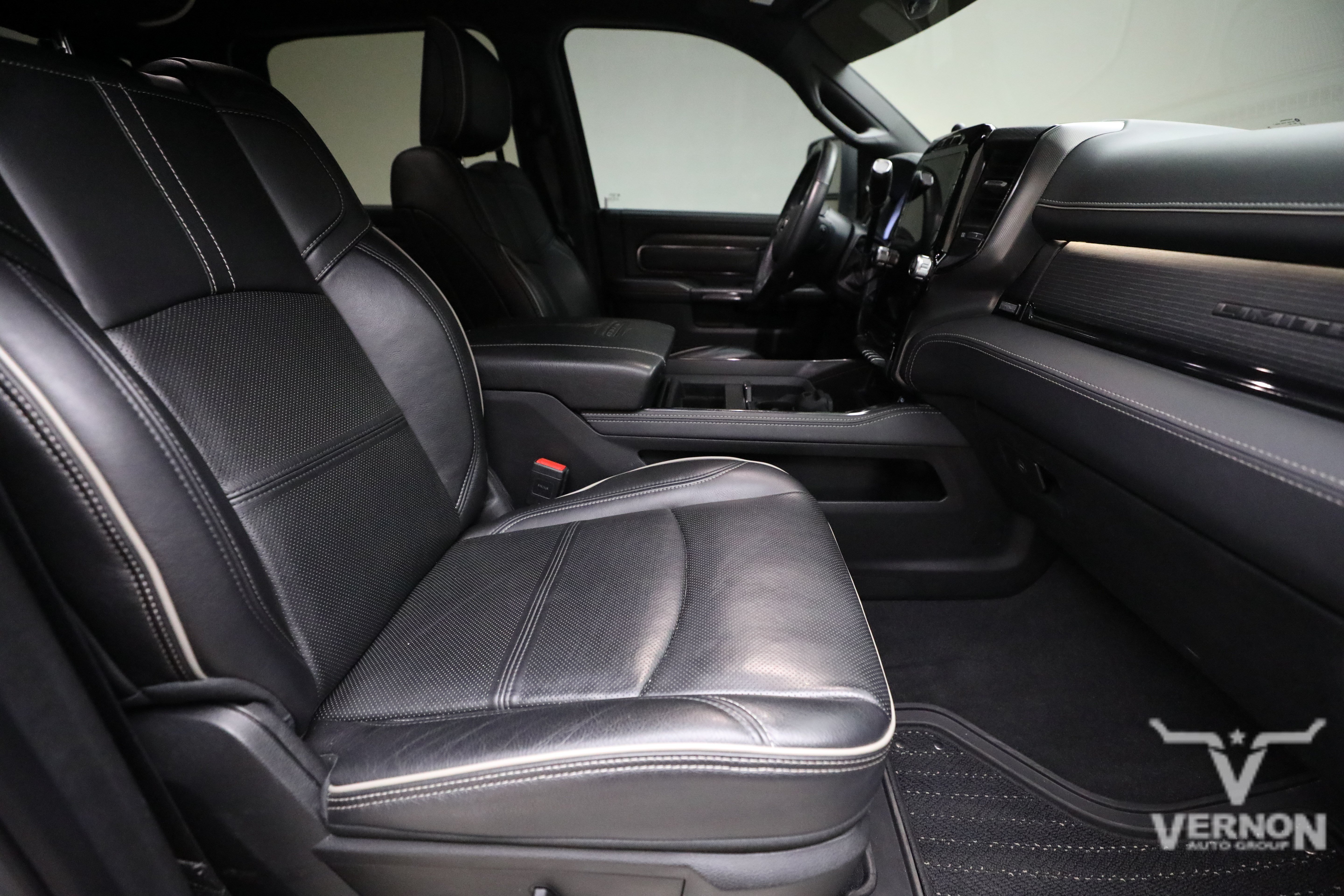 Used 2024 RAM 2500 Limited AWD/4WD image 11