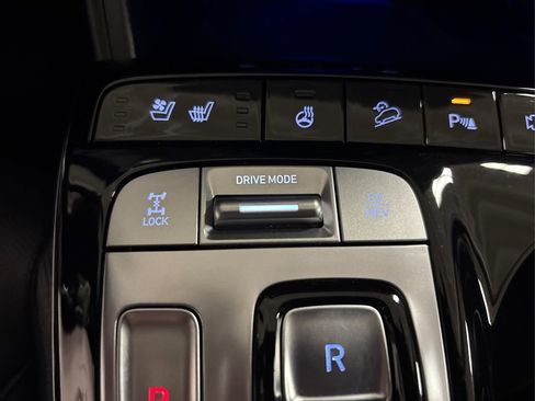 Used 2023 Hyundai Tucson Limited image 36