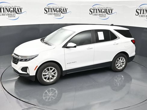 Used 2023 Chevrolet Equinox LT FWD image 23