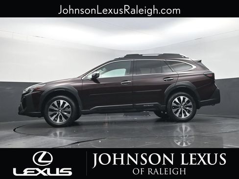 Used 2025 Subaru Outback Touring XT AWD/4WD image 21