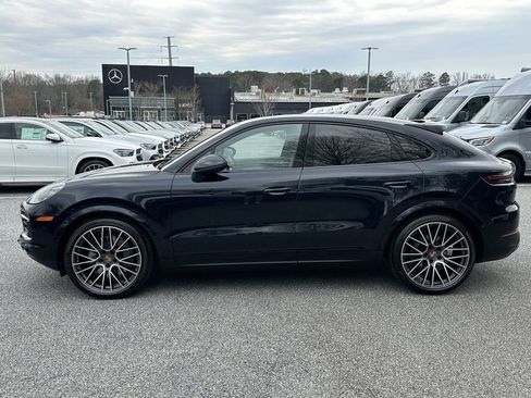 Used 2022 Porsche Cayenne S image 5