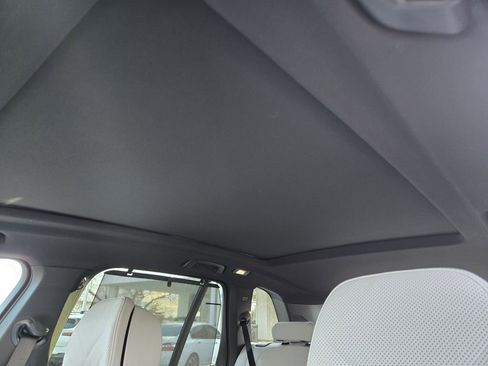 New 2026 BMW X5 xDrive50e w/ Executive Package image 26