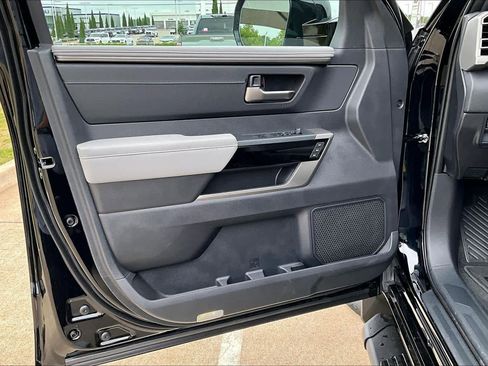 New 2026 Toyota Tundra Limited AWD/4WD image 10