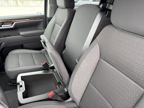 Used 2026 GMC Sierra 1500 SLE image 30