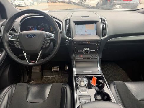 Used 2019 Ford Edge ST w/ Equipment Group 401A AWD/4WD image 14