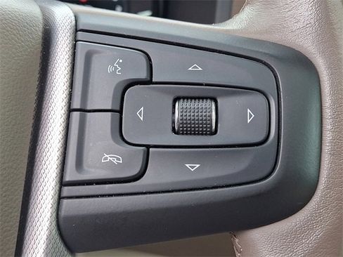 Used 2023 GMC Yukon Denali image 23