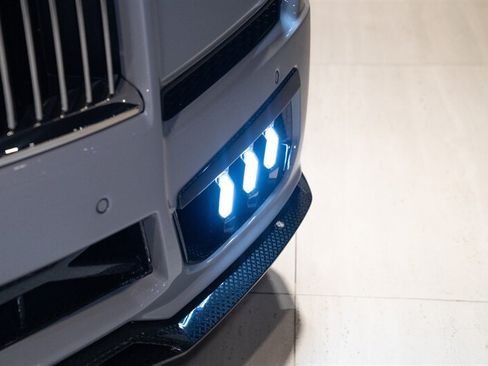 Used 2026 Rolls-Royce Cullinan AWD/4WD image 33