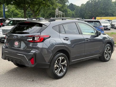 Used 2024 Subaru Crosstrek 2.0i Premium AWD/4WD image 10