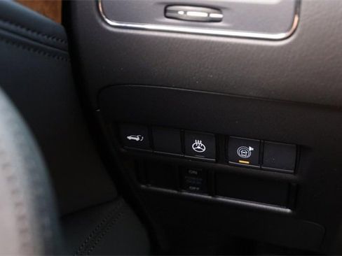 Certified 2024 Nissan Armada SL w/ Captain's Chairs Package image 23