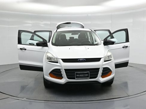 Used 2014 Ford Escape S FWD image 28