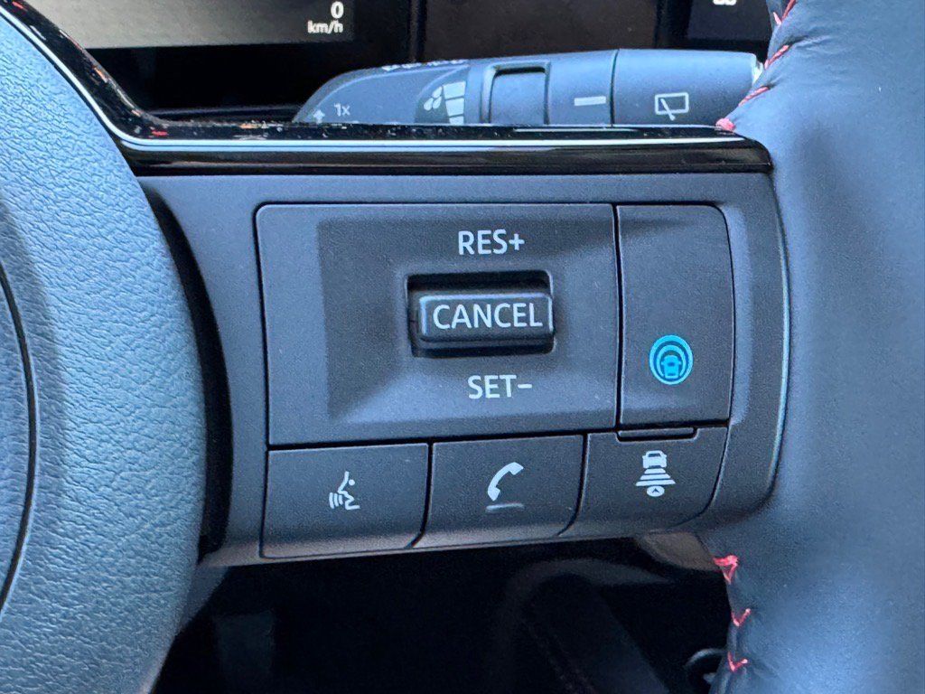 New 2027 Nissan Kicks SR FWD image 14