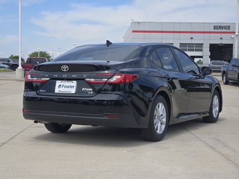 New 2026 Toyota Camry LE FWD image 4