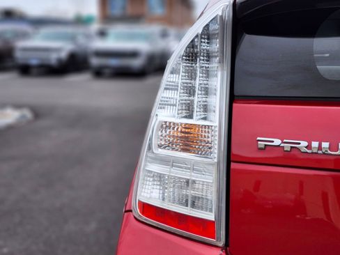 Used 2010 Toyota Prius One FWD image 9
