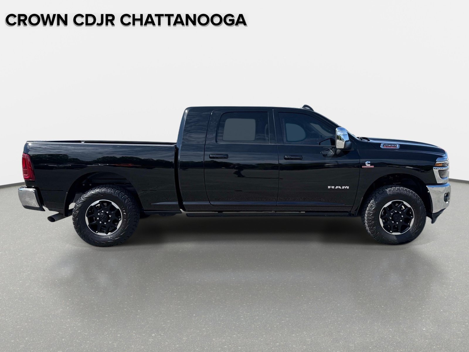 Certified 2025 RAM 2500 Laramie AWD/4WD image 3