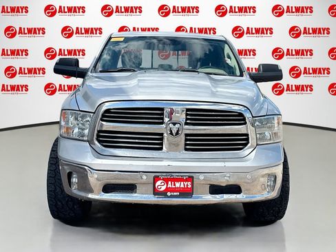 Used 2017 RAM 1500 Lone Star AWD/4WD image 2