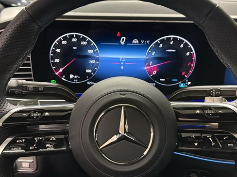 New 2026 Mercedes-Benz GLS 450 4MATIC image 18