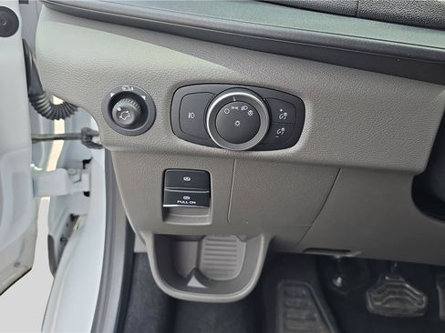 Used 2025 Ford Transit 350 XLT RWD image 26