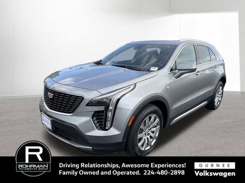 Used 2023 Cadillac XT4 Premium Luxury w/ Cold Weather Package AWD/4WD image 5
