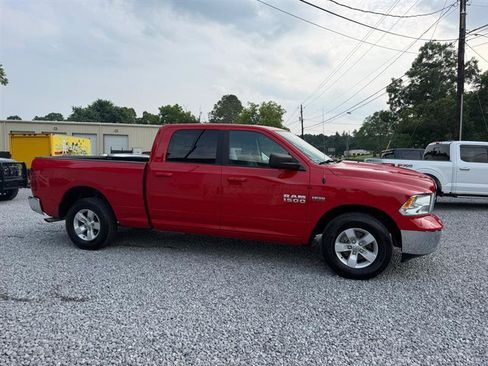 Used 2019 RAM 1500 Classic SLT RWD image 6