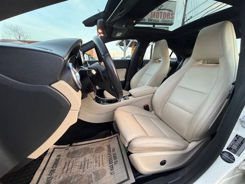 Used 2016 Mercedes-Benz CLA 250 image 12