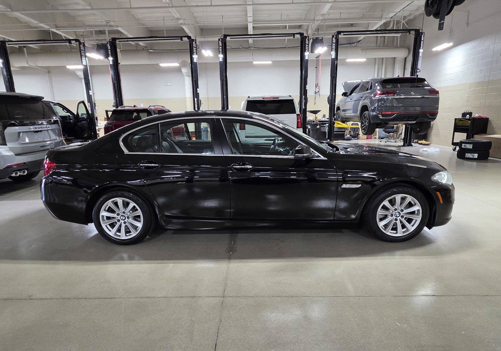 Used 2015 BMW 528i Sedan RWD image 8