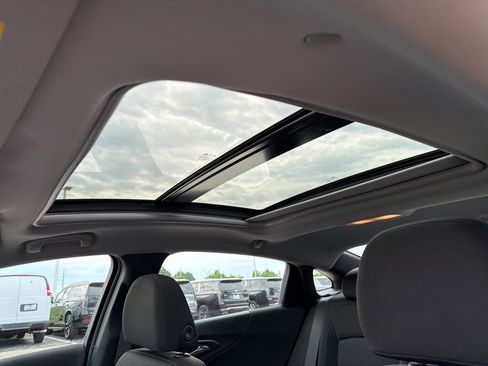 Certified 2021 Chevrolet Malibu LT FWD image 19