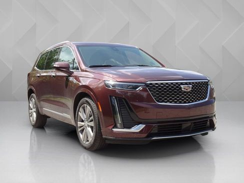 Certified 2023 Cadillac XT6 Premium Luxury w/ Platinum Package AWD/4WD image 5