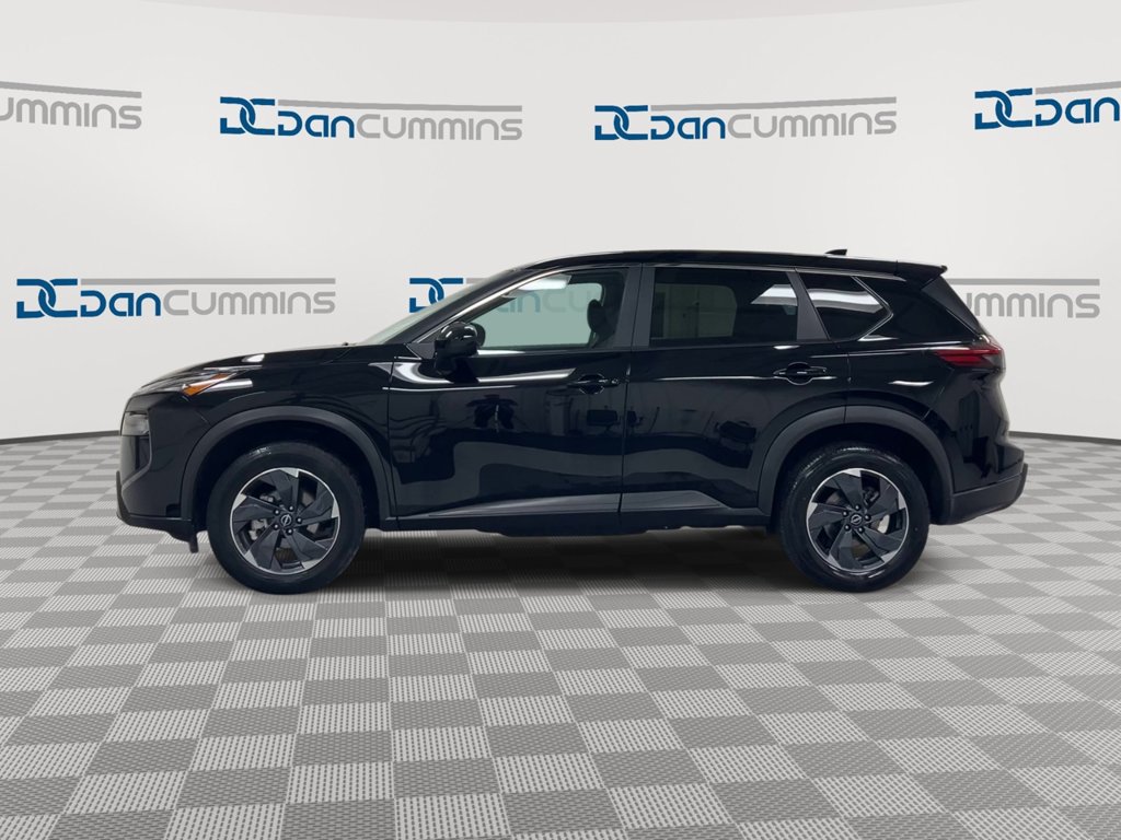 Used 2024 Nissan Rogue SV FWD image 5