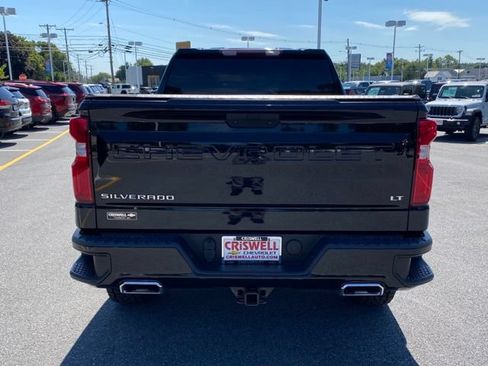 Used 2022 Chevrolet Silverado 1500 LT Trail Boss w/ Bed Protection Package AWD/4WD image 4