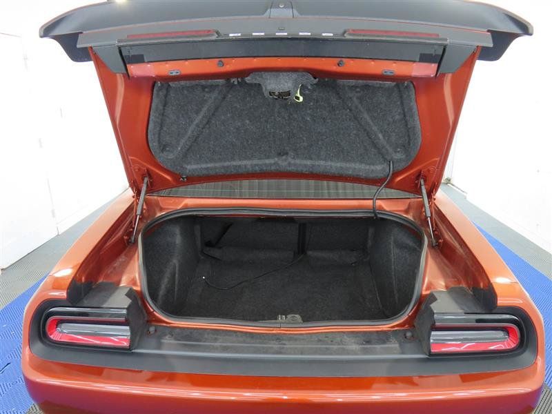 Used 2022 Dodge Challenger R/T Scat Pack RWD image 9