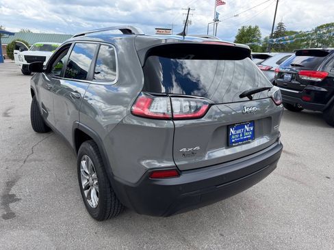 Used 2020 Jeep Cherokee Latitude Plus w/ Cold Weather Group AWD/4WD image 5