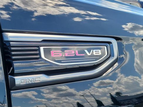 Used 2020 GMC Sierra 1500 AT4 w/ AT4 Premium Package AWD/4WD image 7