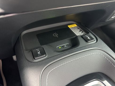 Certified 2023 Toyota Corolla XSE image 21