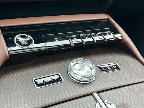 New 2026 Lincoln Navigator Reserve AWD/4WD image 33
