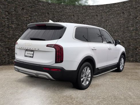 Used 2022 Kia Telluride LX AWD/4WD image 7