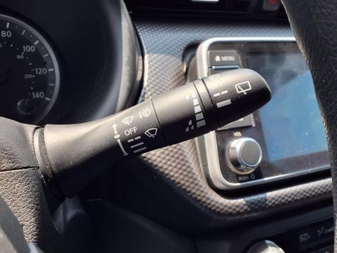 Used 2020 Nissan Kicks SV FWD image 24