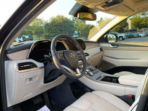Used 2022 Hyundai Palisade Limited FWD image 16