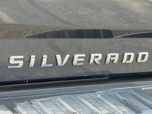 Used 2019 Chevrolet Silverado 1500 LT w/ All Star Edition AWD/4WD image 17