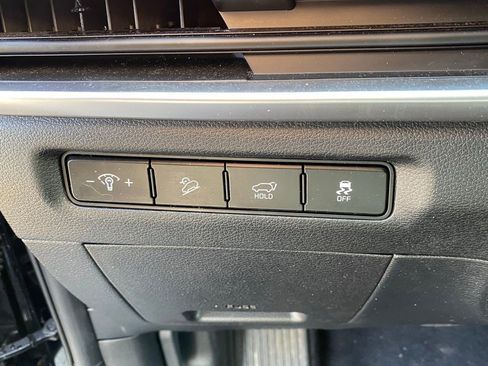 Certified 2025 Kia Telluride S image 10