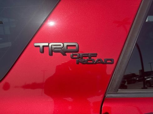 Used 2022 Toyota 4Runner TRD Off-Road AWD/4WD image 6