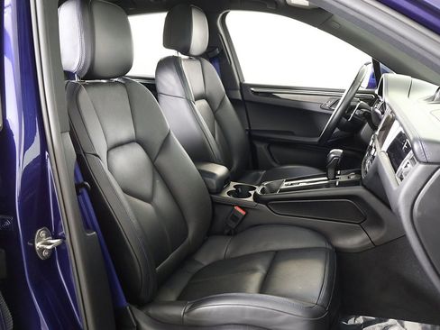 Used 2022 Porsche Macan image 34