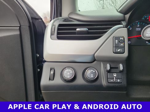 Used 2019 Chevrolet Suburban LT image 21