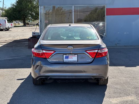 Used 2015 Toyota Camry XSE FWD image 5