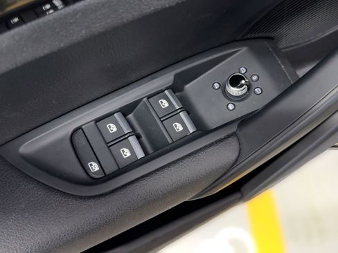 Used 2018 Audi Q5 2.0T Premium Plus w/ Premium Plus Package image 13