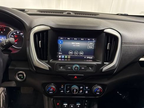 Used 2021 GMC Terrain SLE w/ Driver Convenience Package FWD image 16
